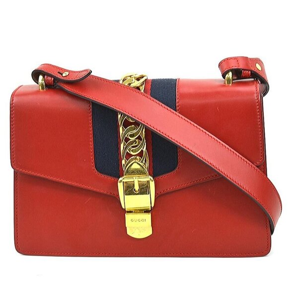 Authentic GUCCI SilvyShoulder Bag Red leather/metal e58802